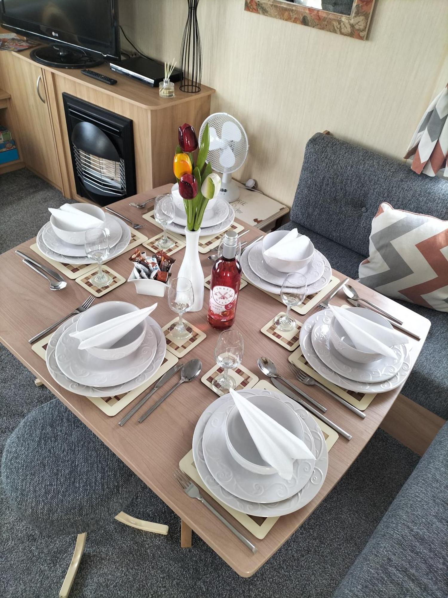 3 Bedroom Caravan, Edi Rita, Robin Hood, Pet Friendly Meliden Bagian luar foto